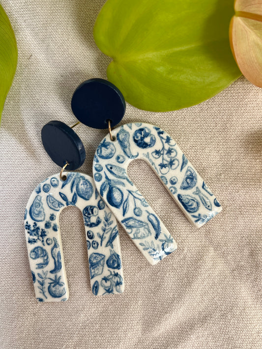 Custom Picnic Arches in Blue